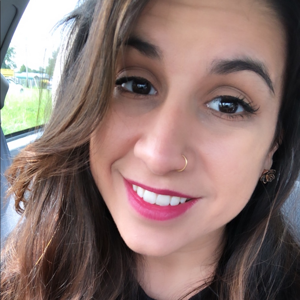 Meet your Posher, Jessica